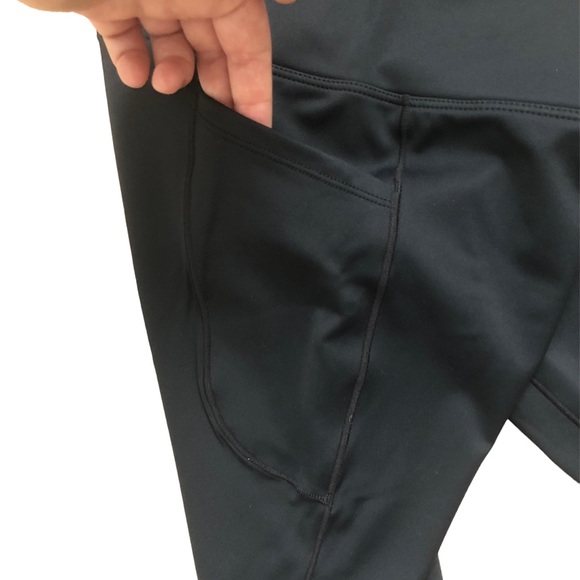 Halara Women’s Mid Rise Pocket Black Leggings Size M - Picture 9 of 16